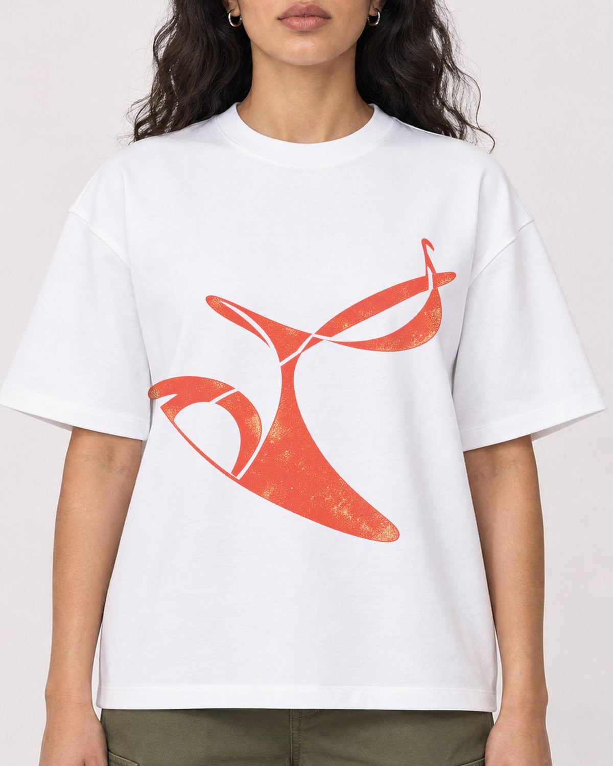 Mockup Boxy Heavyweight Tee White female close-up 07