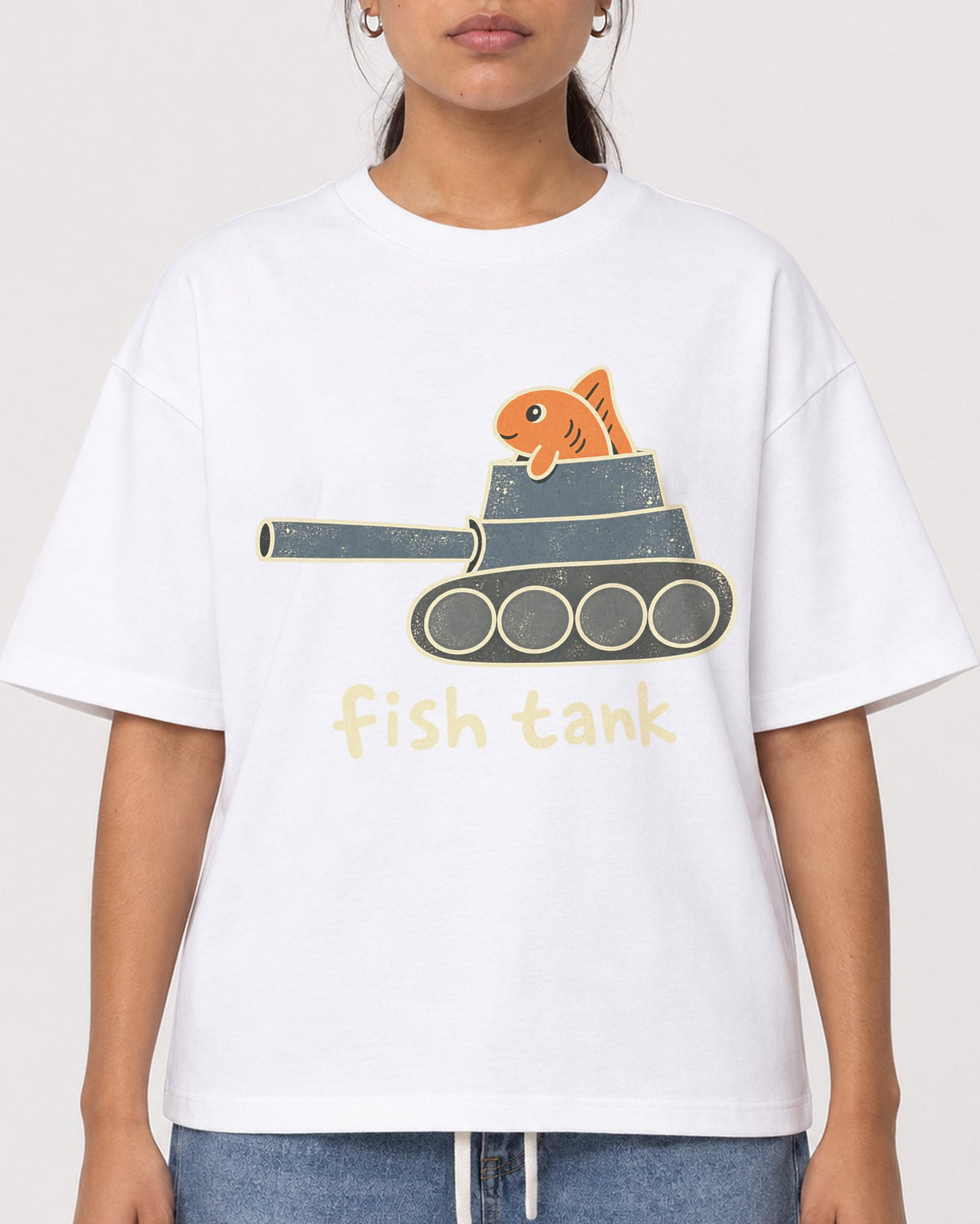 Mockup Boxy Heavyweight Tee White female close-up 16