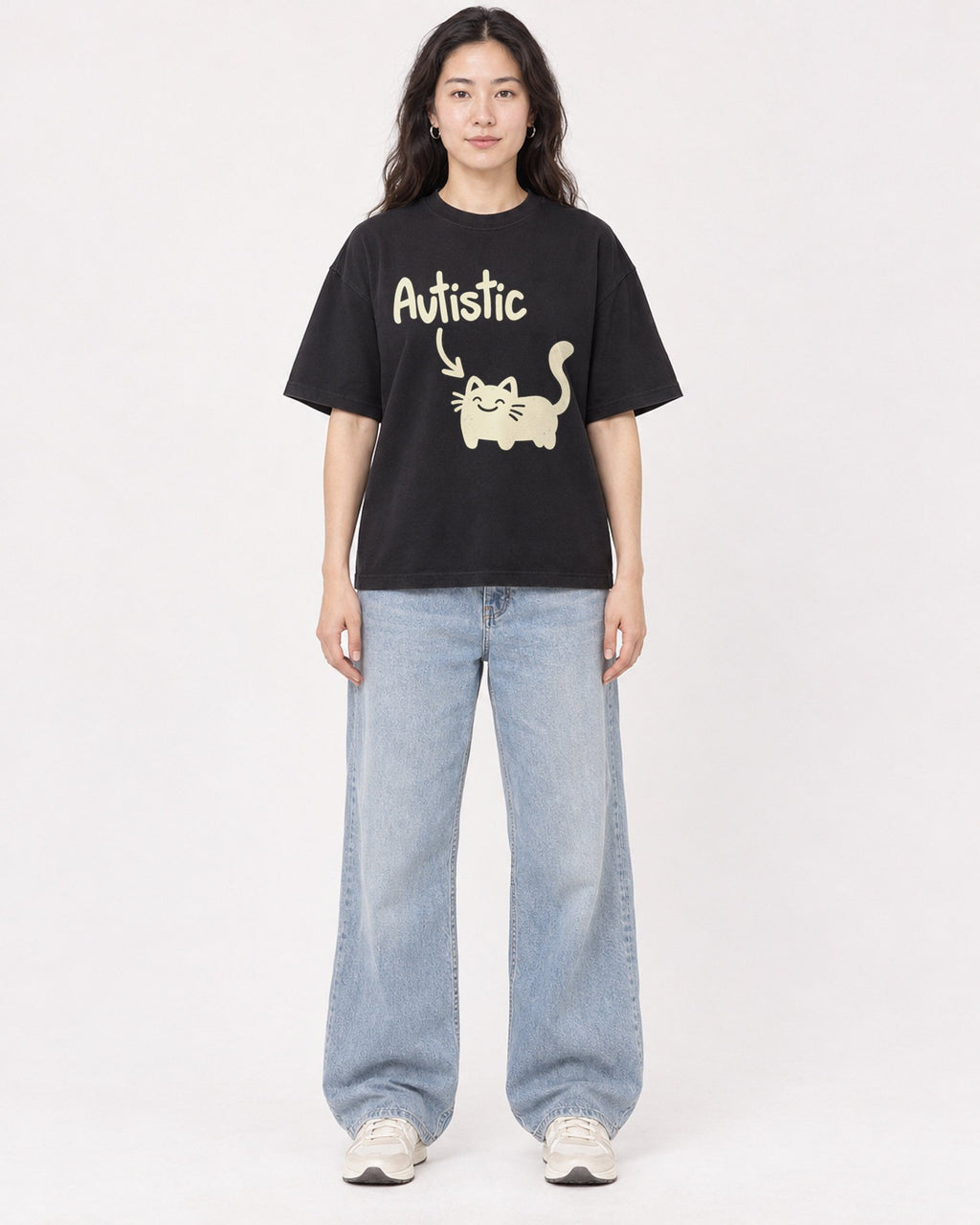 Mockup Boxy Heavyweight Tee Black female full-body 03