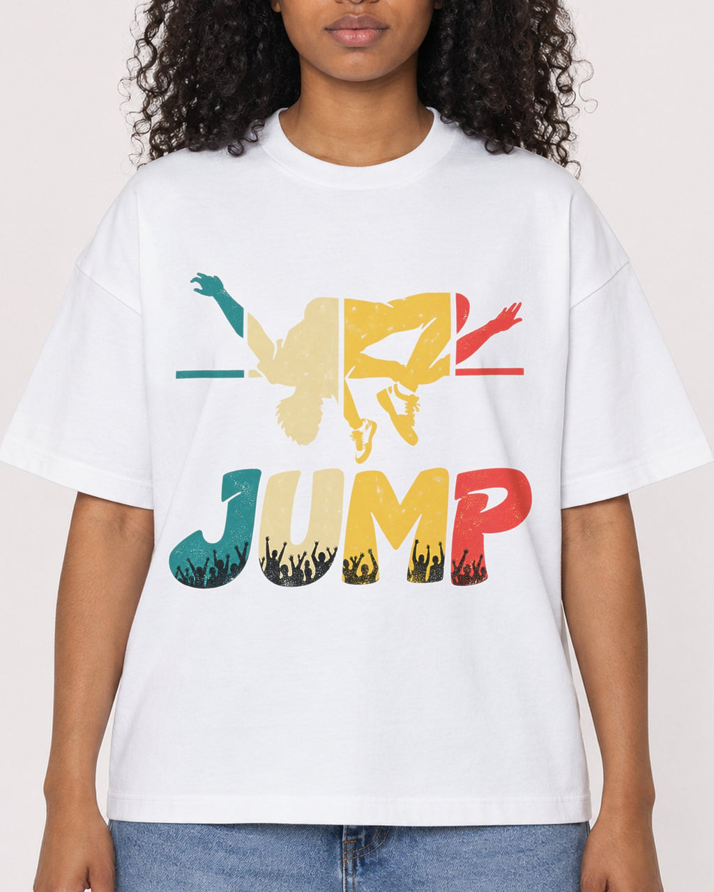 Mockup Boxy Heavyweight Tee White female close-up 05