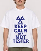 Mockup Boxy Heavyweight Tee White male close-up 09