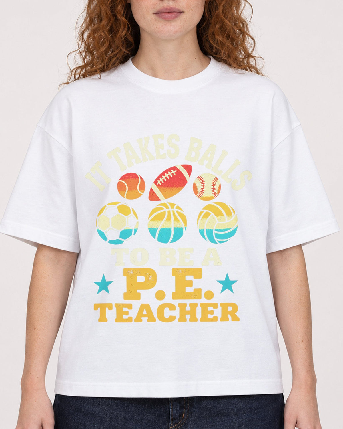 Mockup Boxy Heavyweight Tee White female close-up 09
