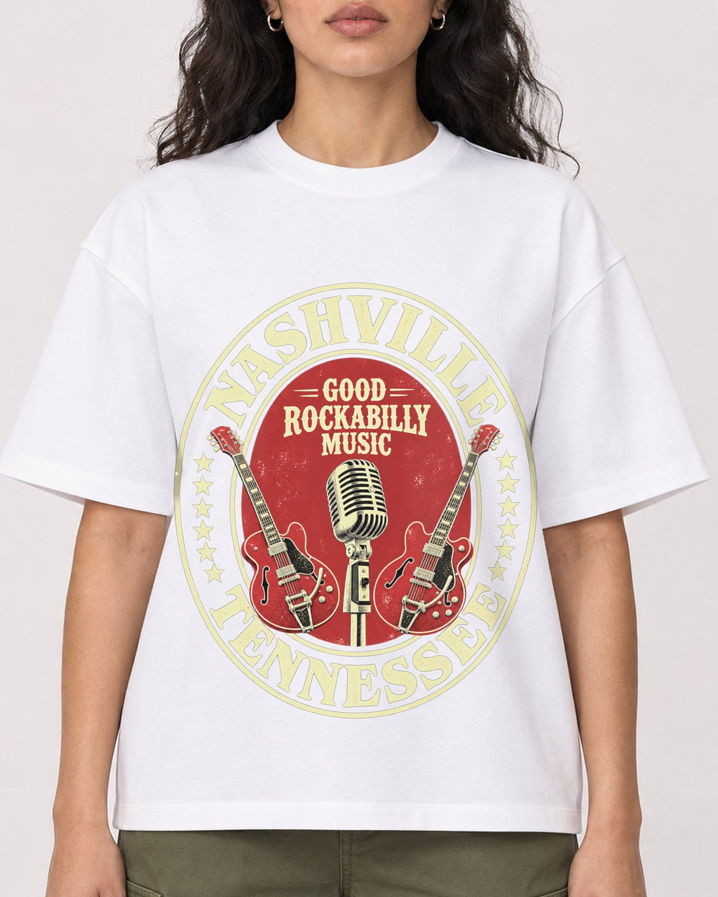 Mockup Boxy Heavyweight Tee White female close-up 07