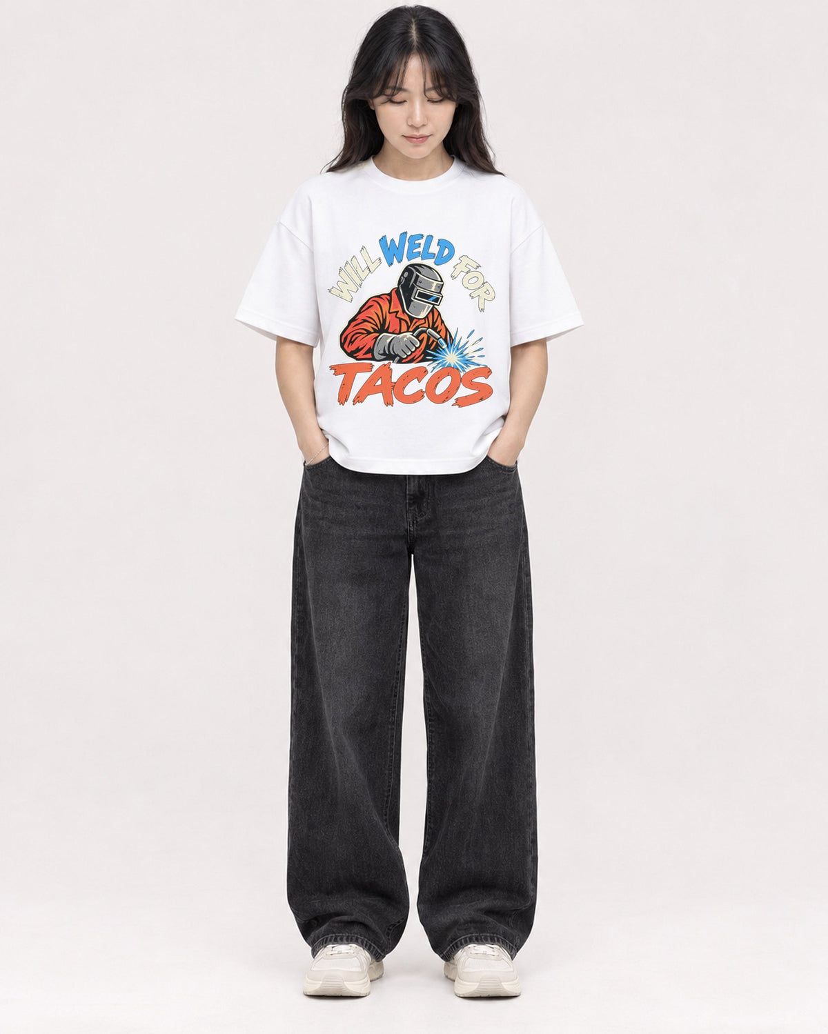 Mockup Boxy Heavyweight Tee White female full-body 13
