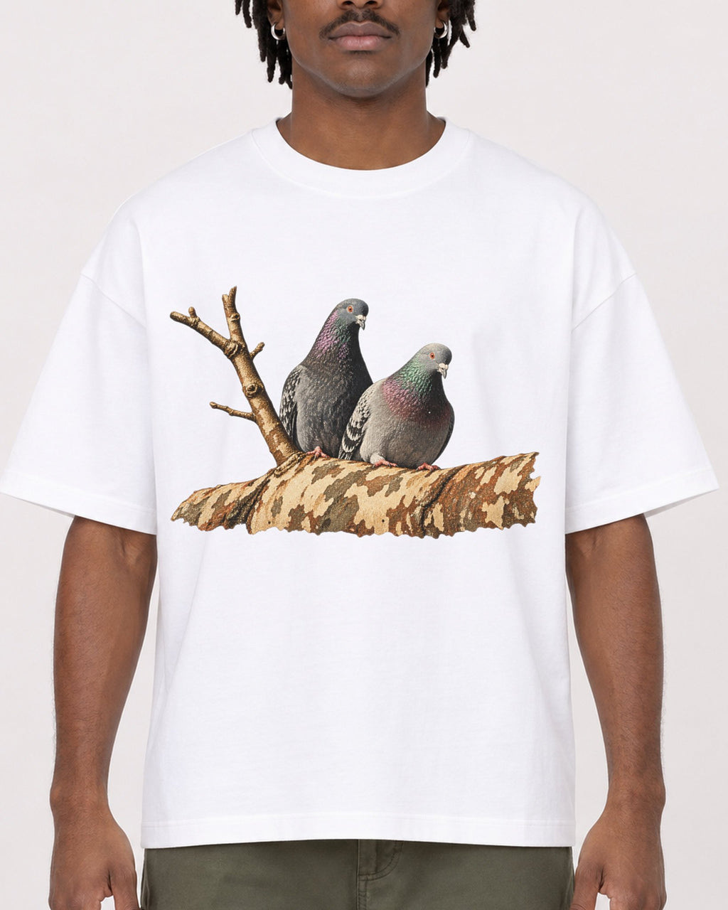Mockup Boxy Heavyweight Tee White male close-up 04