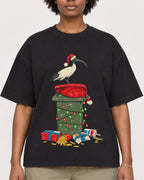 Mockup Boxy Heavyweight Tee Black female close-up 14