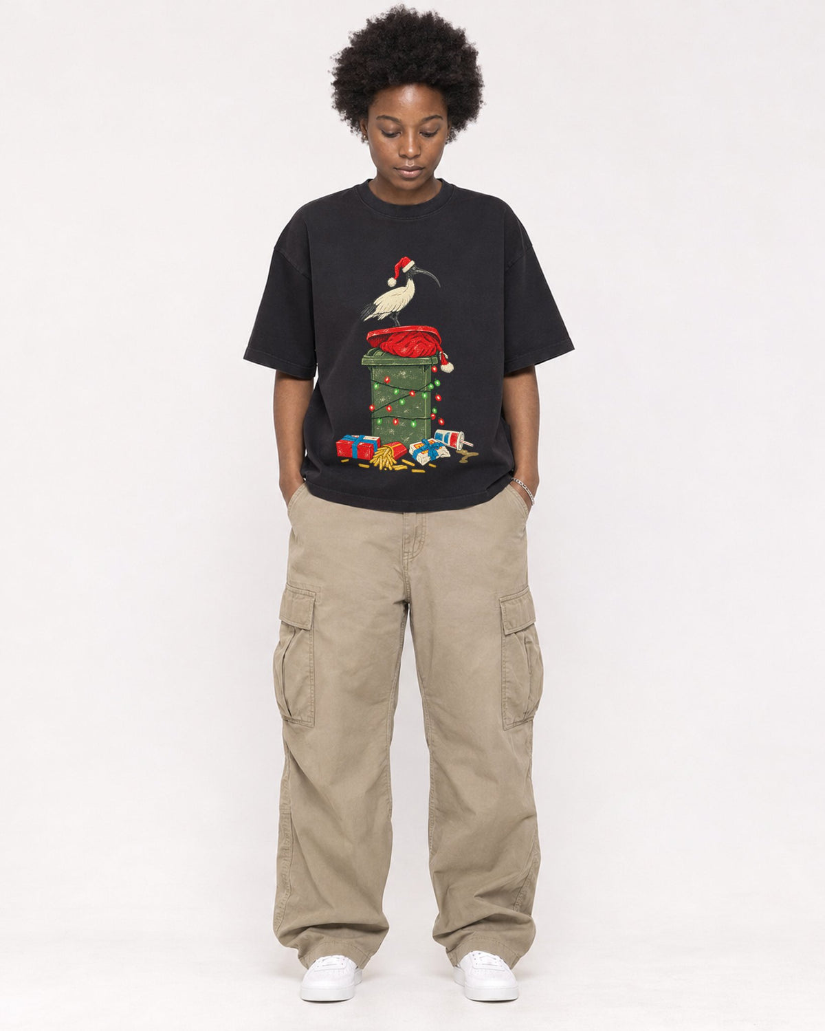 Mockup Boxy Heavyweight Tee Black female full-body 14