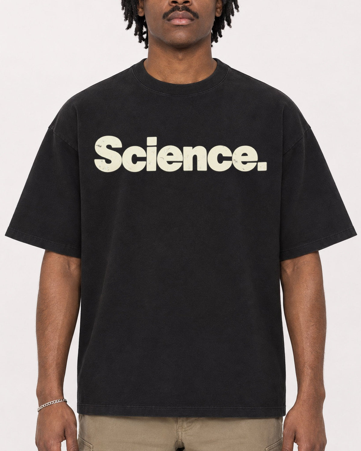 Mockup Boxy Heavyweight Tee Black male close-up 04