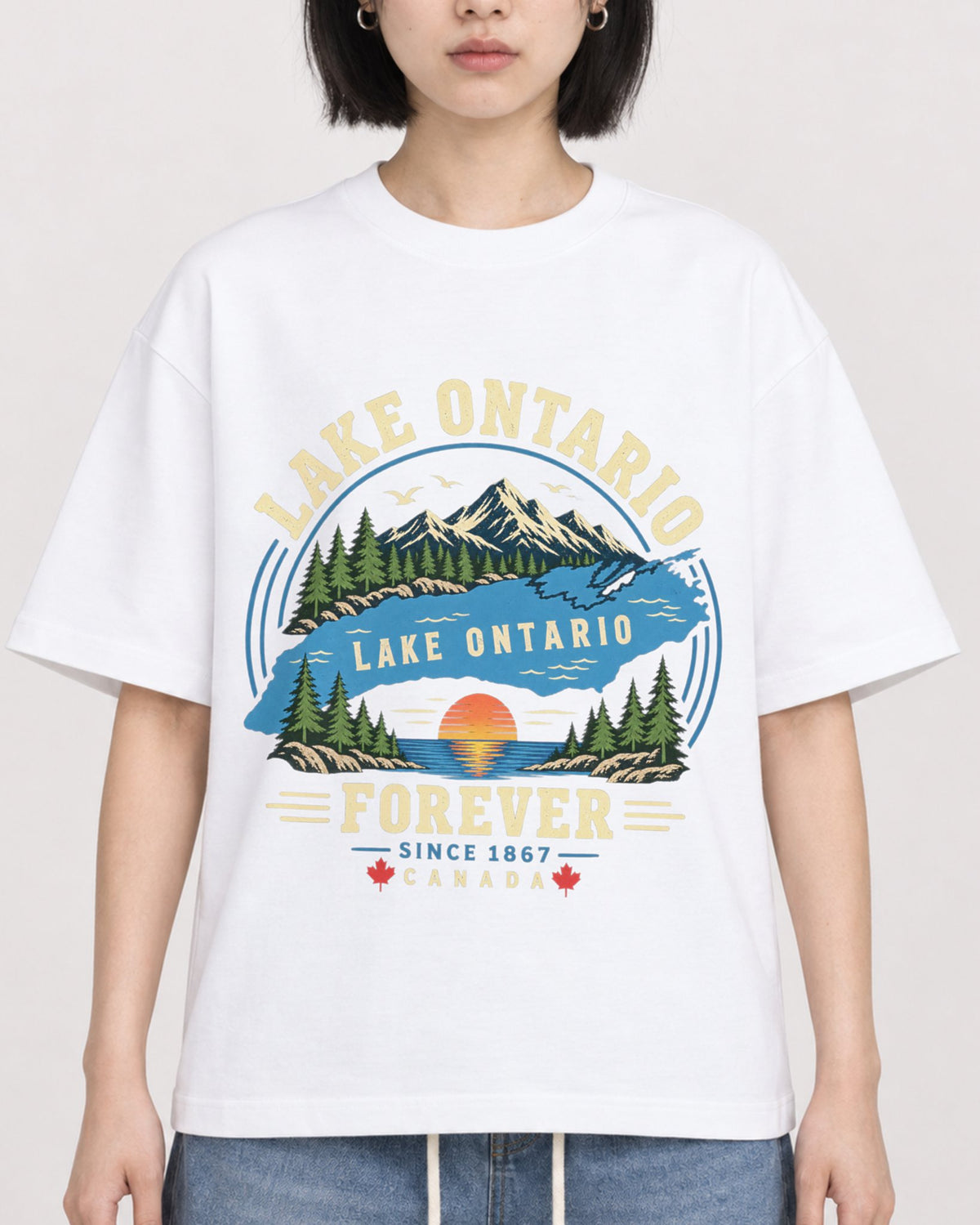 Mockup Boxy Heavyweight Tee White female close-up 11