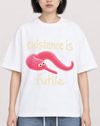Mockup Boxy Heavyweight Tee White female close-up 11
