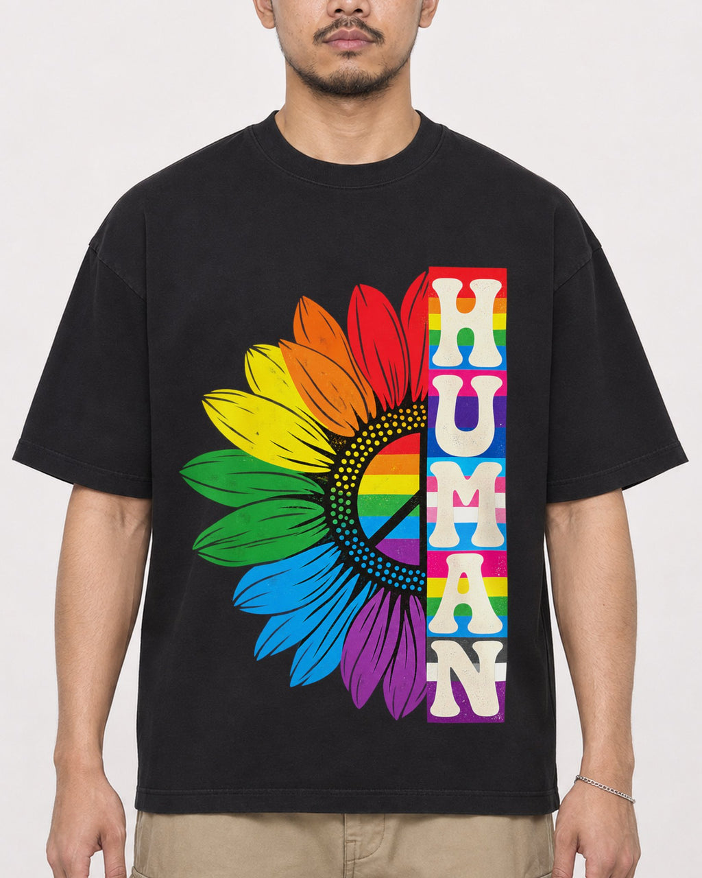 Mockup Boxy Heavyweight Tee Black male close-up 32