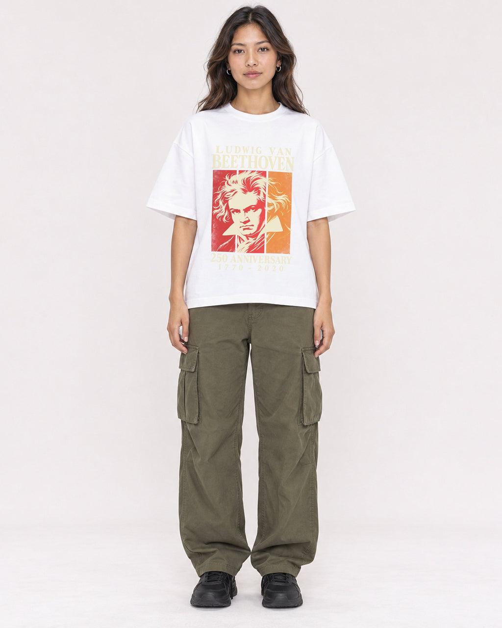 Mockup Boxy Heavyweight Tee White female full-body 02