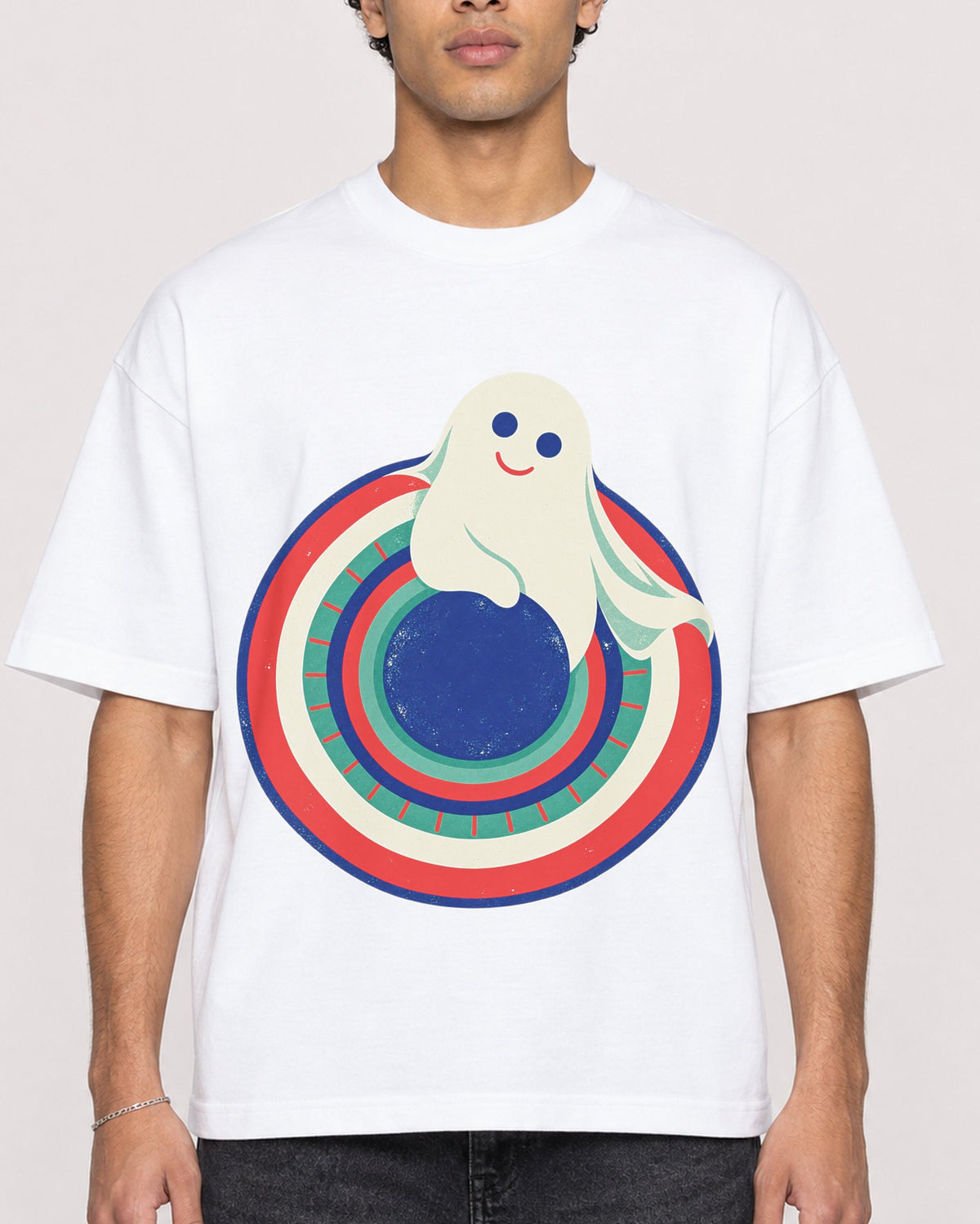 Mockup Boxy Heavyweight Tee White male close-up 10