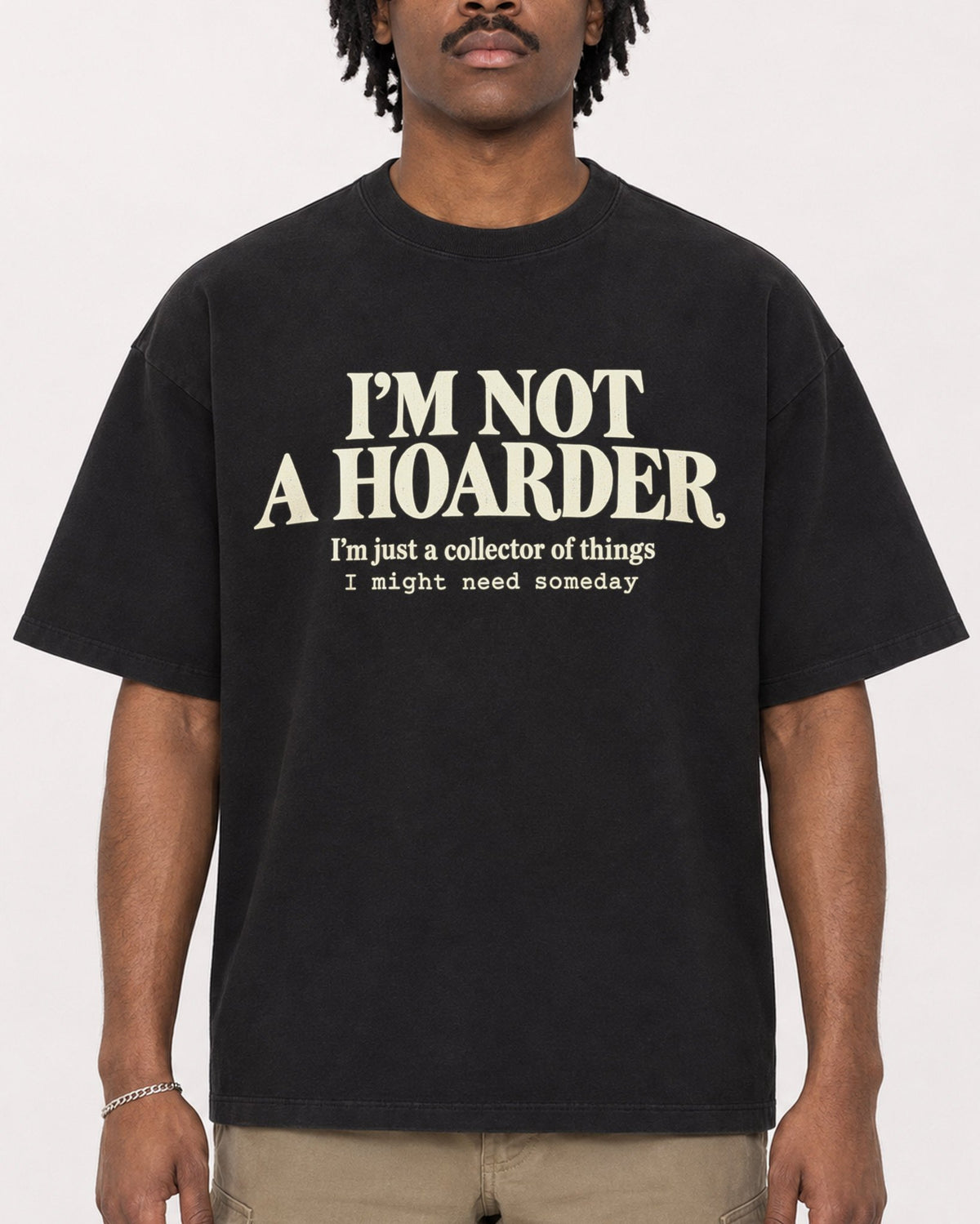 Mockup Boxy Heavyweight Tee Black male close-up 04