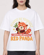 Mockup Boxy Heavyweight Tee White female close-up 03