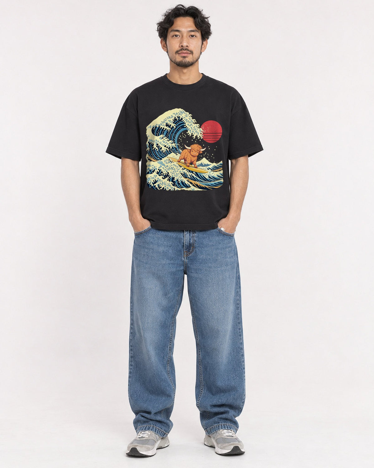 Mockup Boxy Heavyweight Tee Black male full-body 02