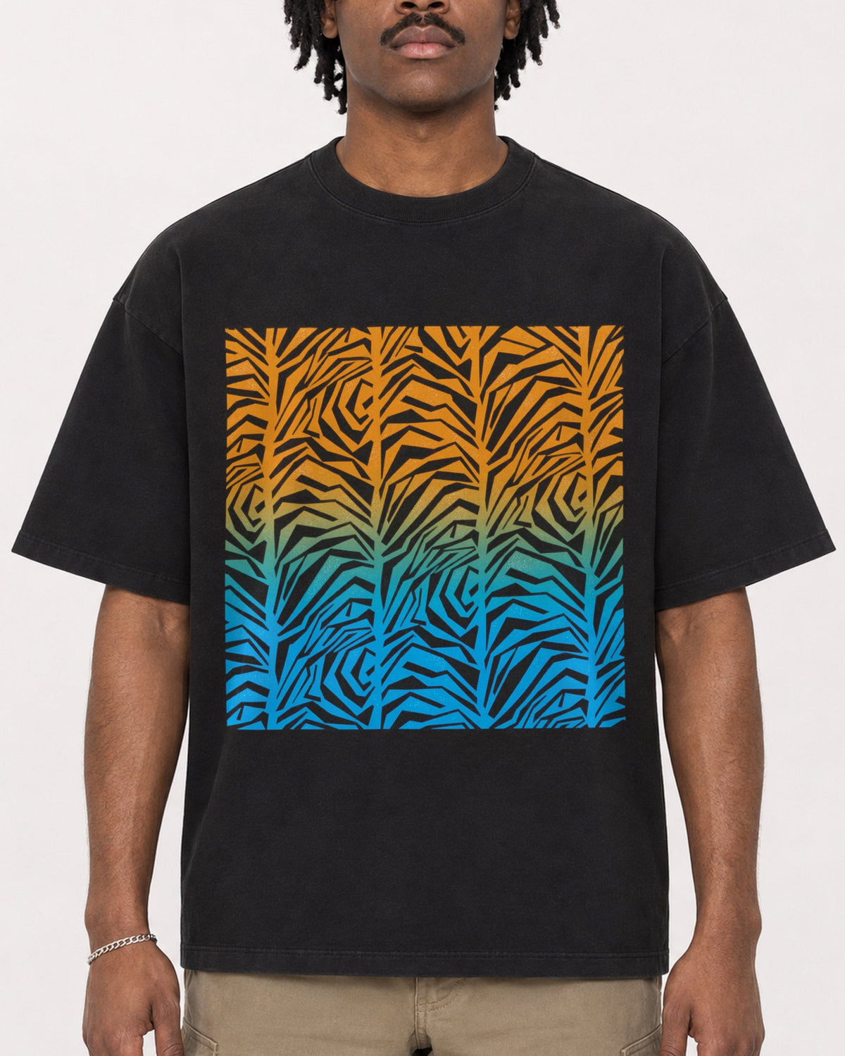 Mockup Boxy Heavyweight Tee Black male close-up 04