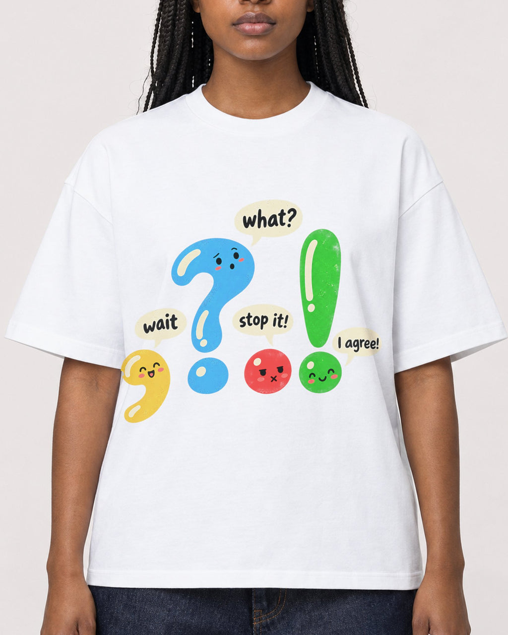 Mockup Boxy Heavyweight Tee White female close-up 04