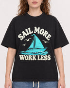 Mockup Boxy Heavyweight Tee Black female close-up 09