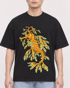 Mockup Boxy Heavyweight Tee Black male close-up 33