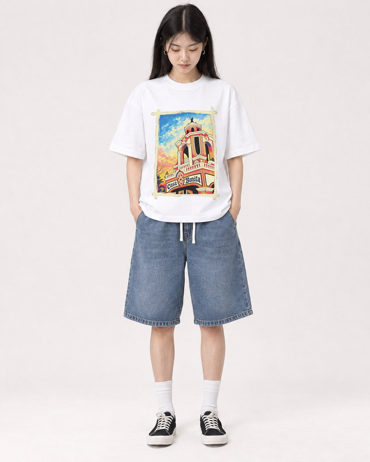 Mockup Boxy Heavyweight Tee White female full-body 01