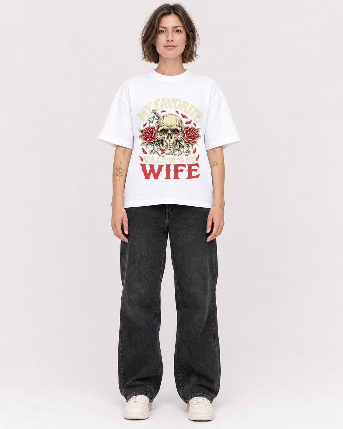 Mockup Boxy Heavyweight Tee White female full-body 18