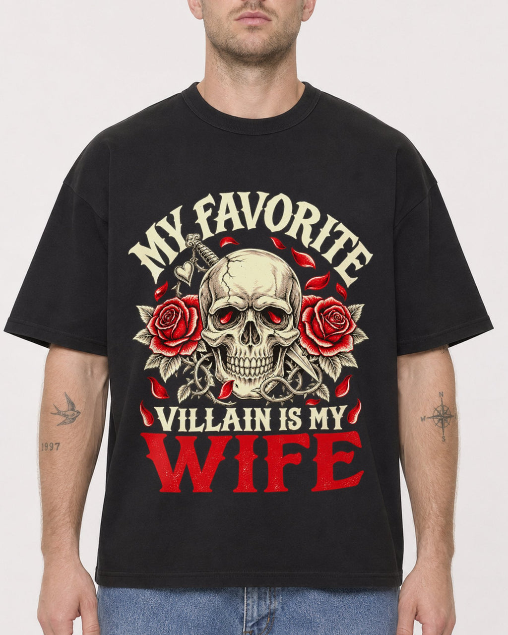 Mockup Boxy Heavyweight Tee Black male close-up 18