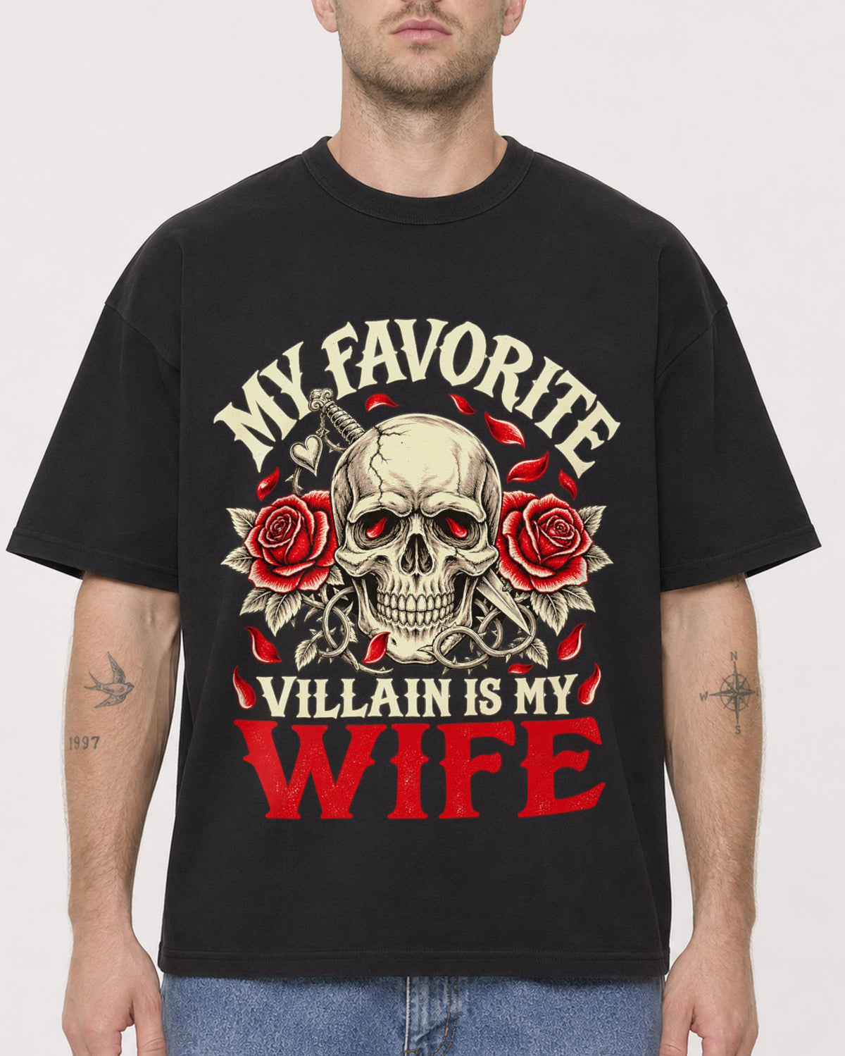 Mockup Boxy Heavyweight Tee Black male close-up 18