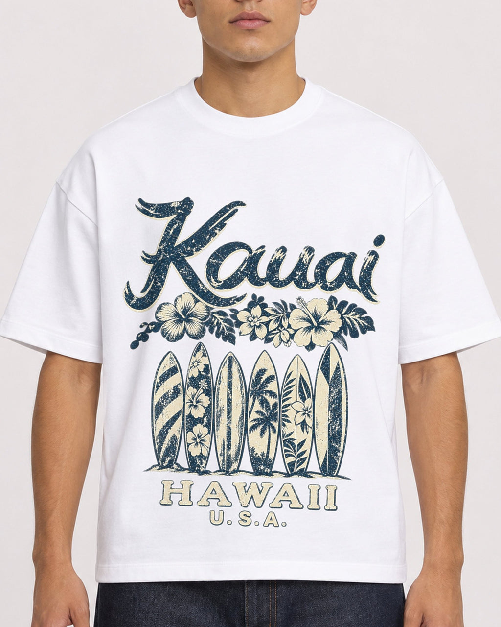 Mockup Boxy Heavyweight Tee White male close-up 16