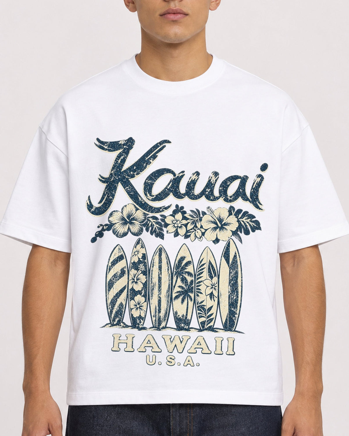 Mockup Boxy Heavyweight Tee White male close-up 16
