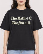 Mockup Boxy Heavyweight Tee Black female close-up 03