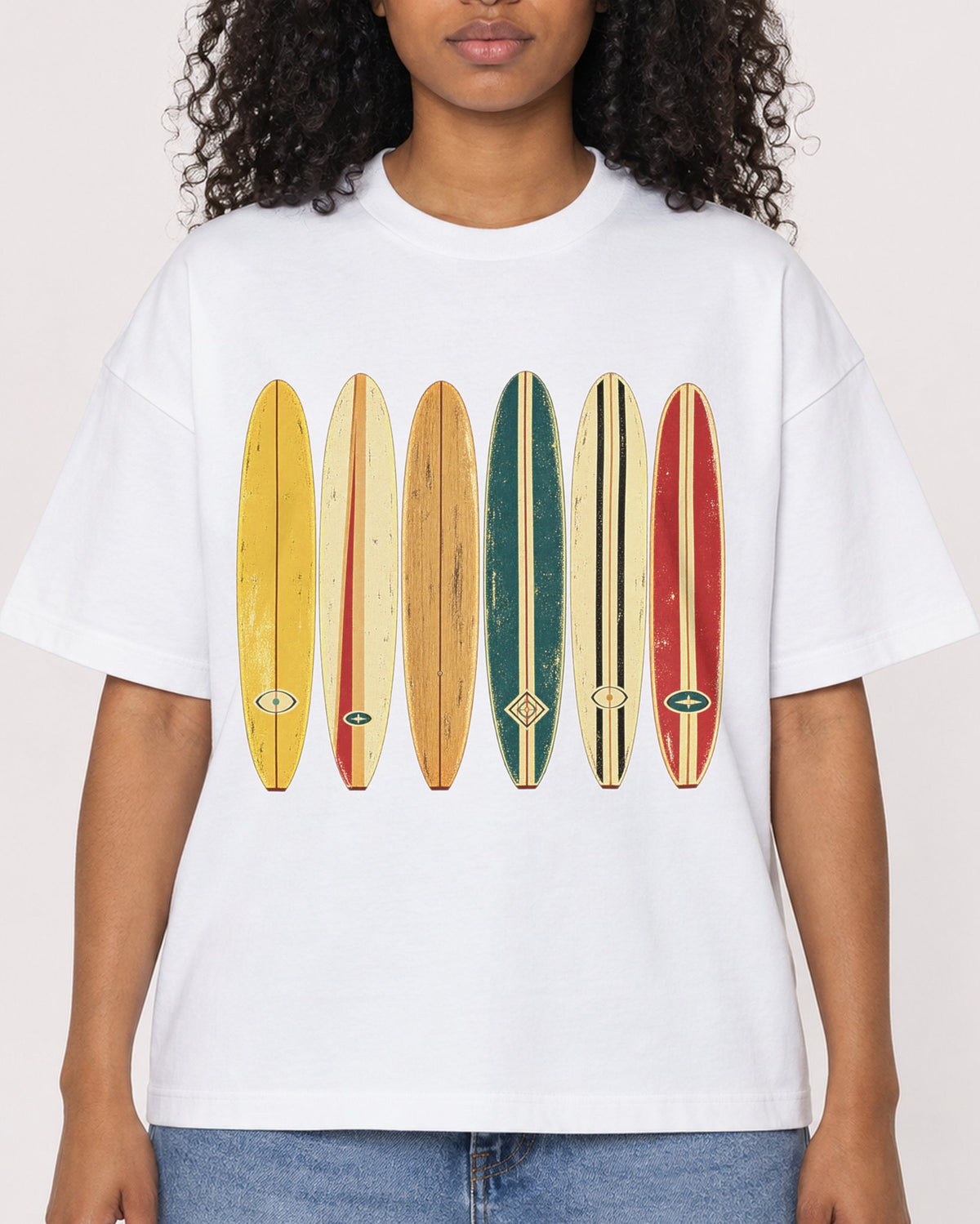Mockup Boxy Heavyweight Tee White female close-up 05