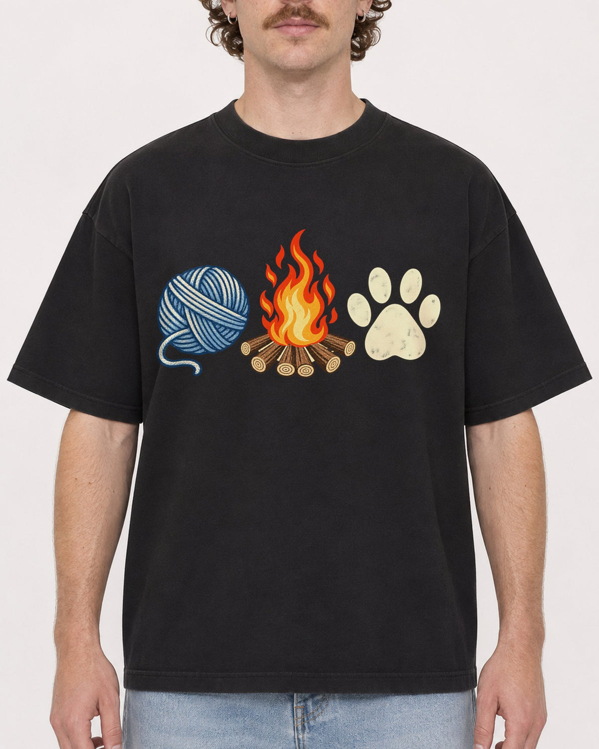 Mockup Boxy Heavyweight Tee Black male close-up 09