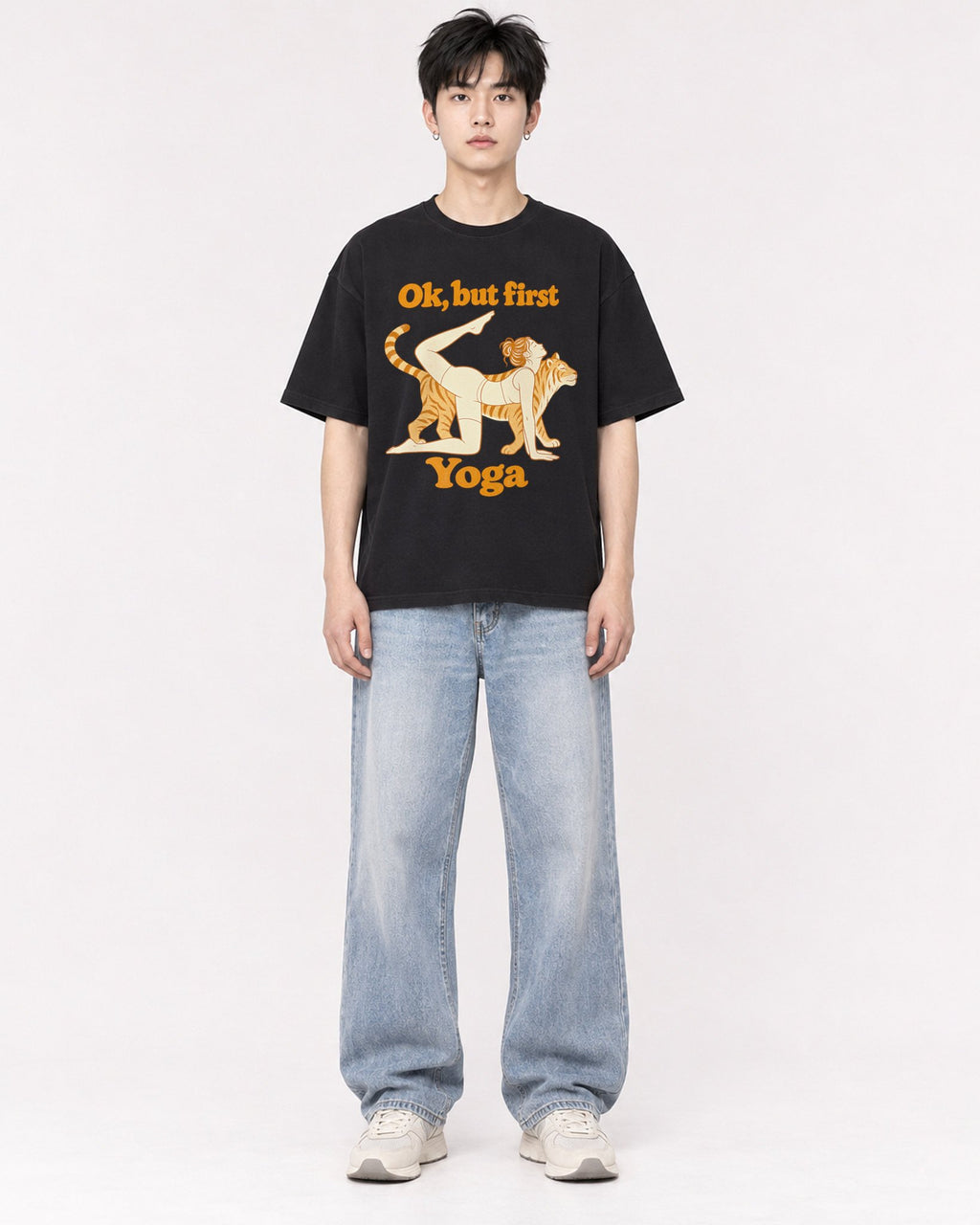 Mockup Boxy Heavyweight Tee Black male full-body 01