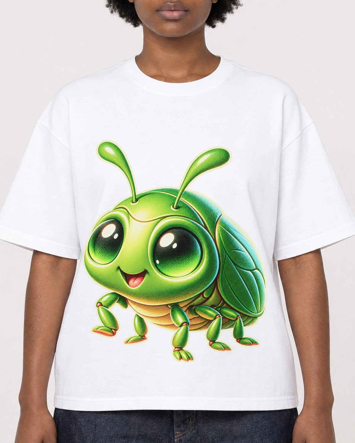 Mockup Boxy Heavyweight Tee White female close-up 14