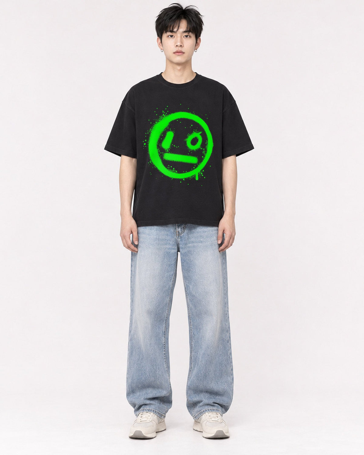 Mockup Boxy Heavyweight Tee Black male full-body 01