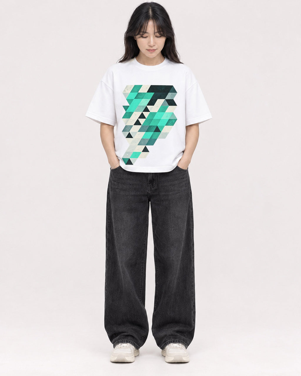 Mockup Boxy Heavyweight Tee White female full-body 13