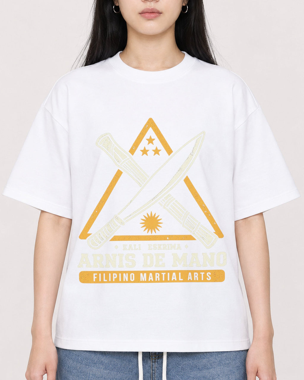 Mockup Boxy Heavyweight Tee White female close-up 01