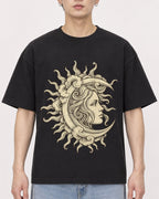 Mockup Boxy Heavyweight Tee Black male close-up 01