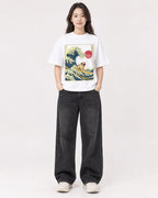 Mockup Boxy Heavyweight Tee White female full-body 03