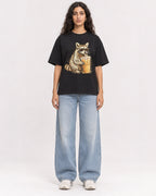 Mockup Boxy Heavyweight Tee Black female full-body 07