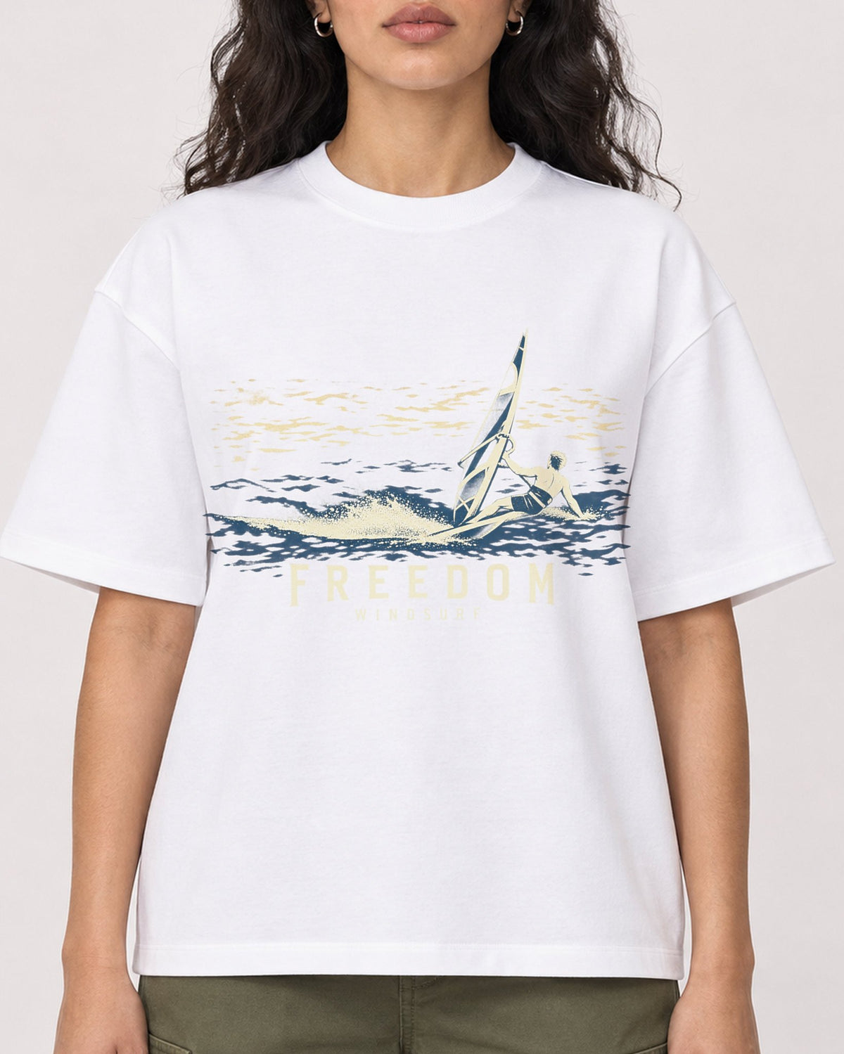 Mockup Boxy Heavyweight Tee White female close-up 07