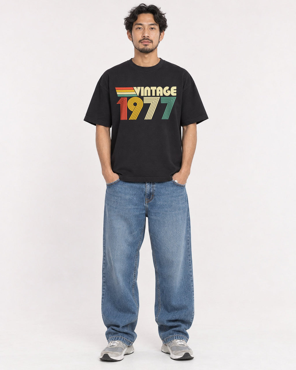 Mockup Boxy Heavyweight Tee Black male full-body 02