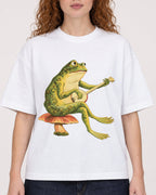 Mockup Boxy Heavyweight Tee White female close-up 09