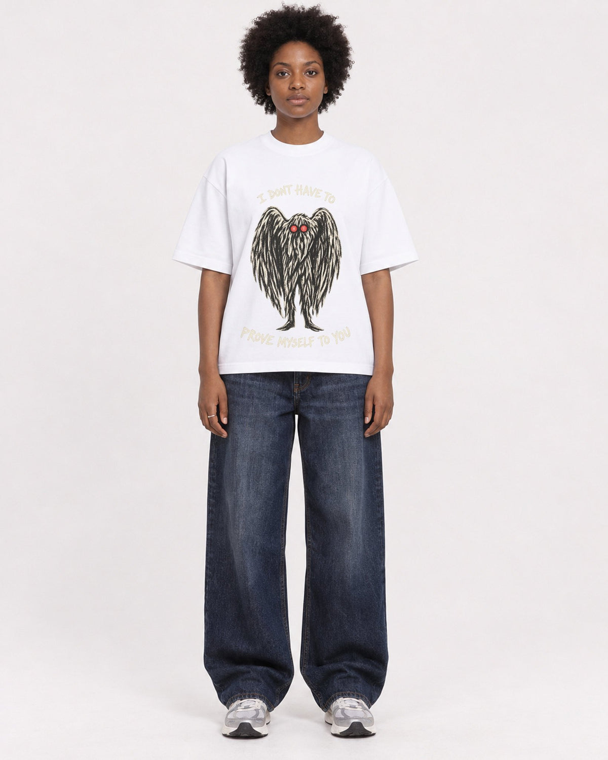 Mockup Boxy Heavyweight Tee White female full-body 14