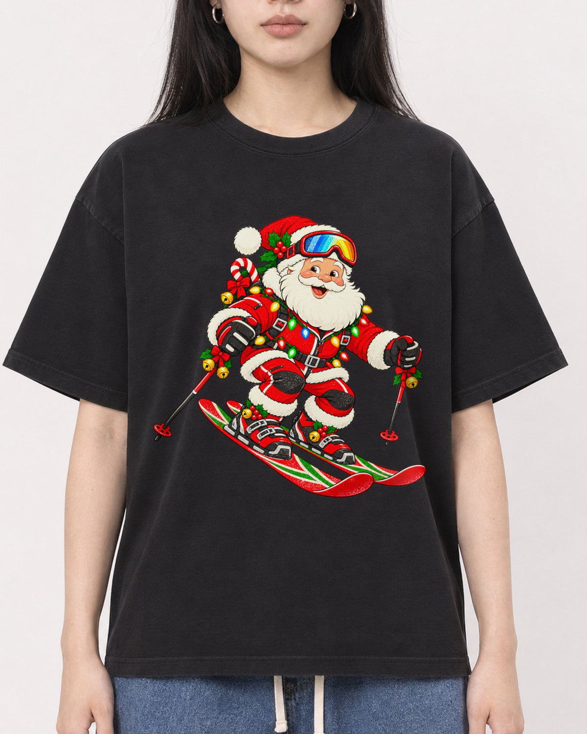 Mockup Boxy Heavyweight Tee Black female close-up 01