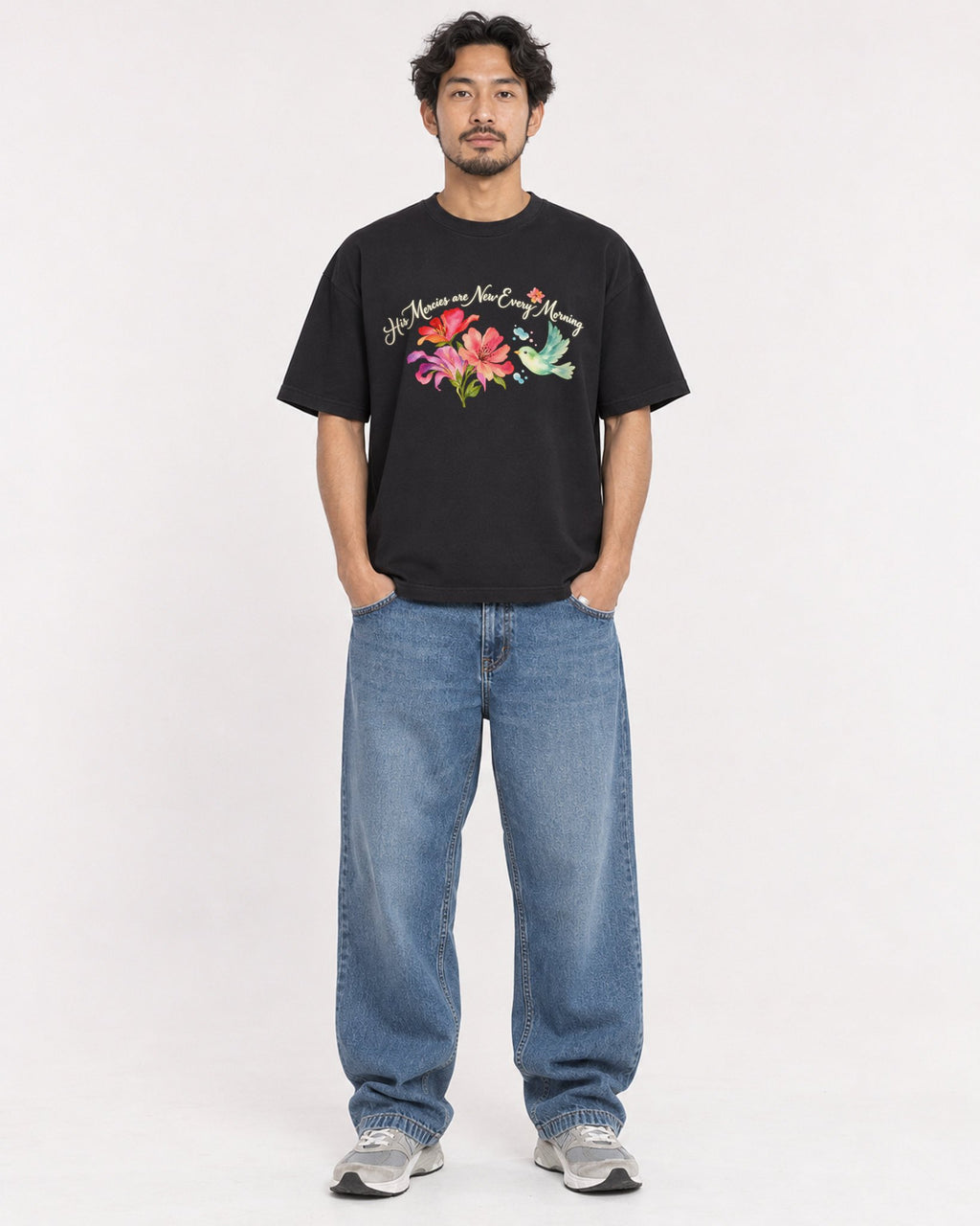 Mockup Boxy Heavyweight Tee Black male full-body 02