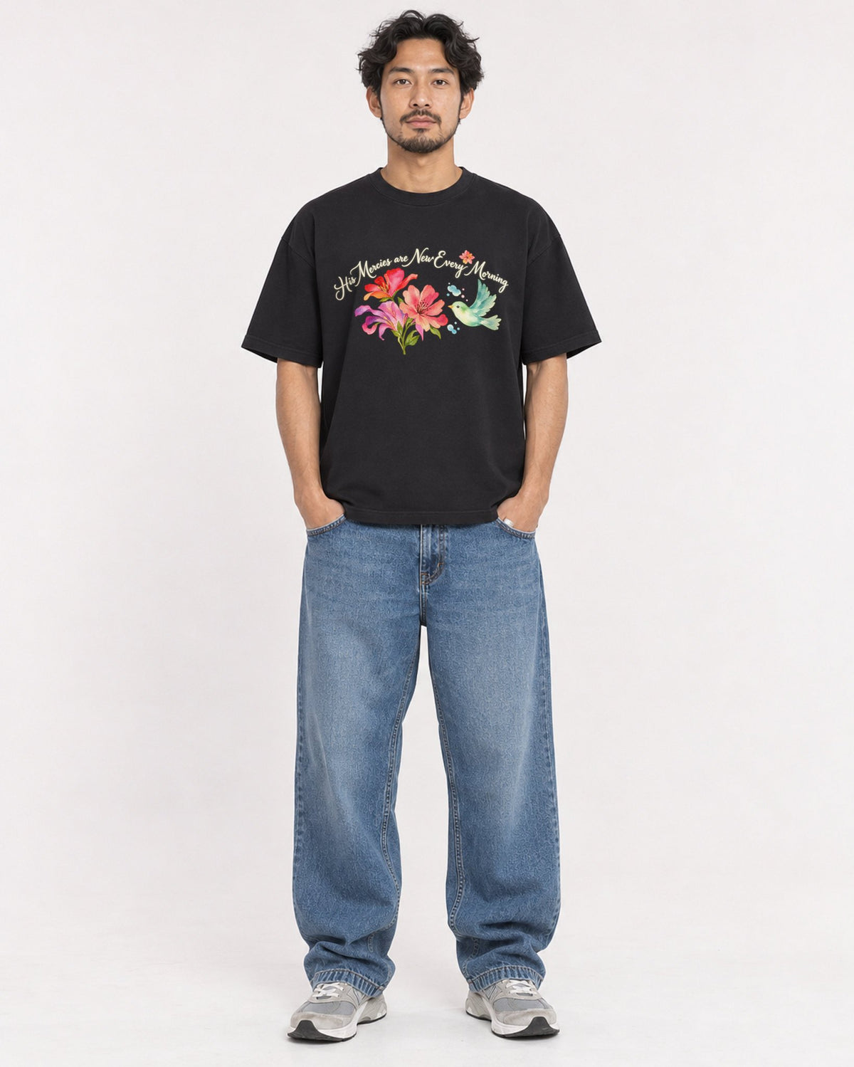 Mockup Boxy Heavyweight Tee Black male full-body 02