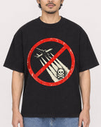 Mockup Boxy Heavyweight Tee Black male close-up 02