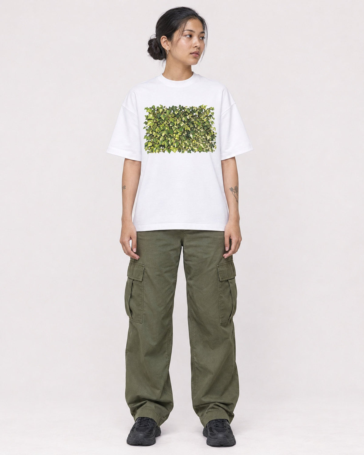 Mockup Boxy Heavyweight Tee White female full-body 12